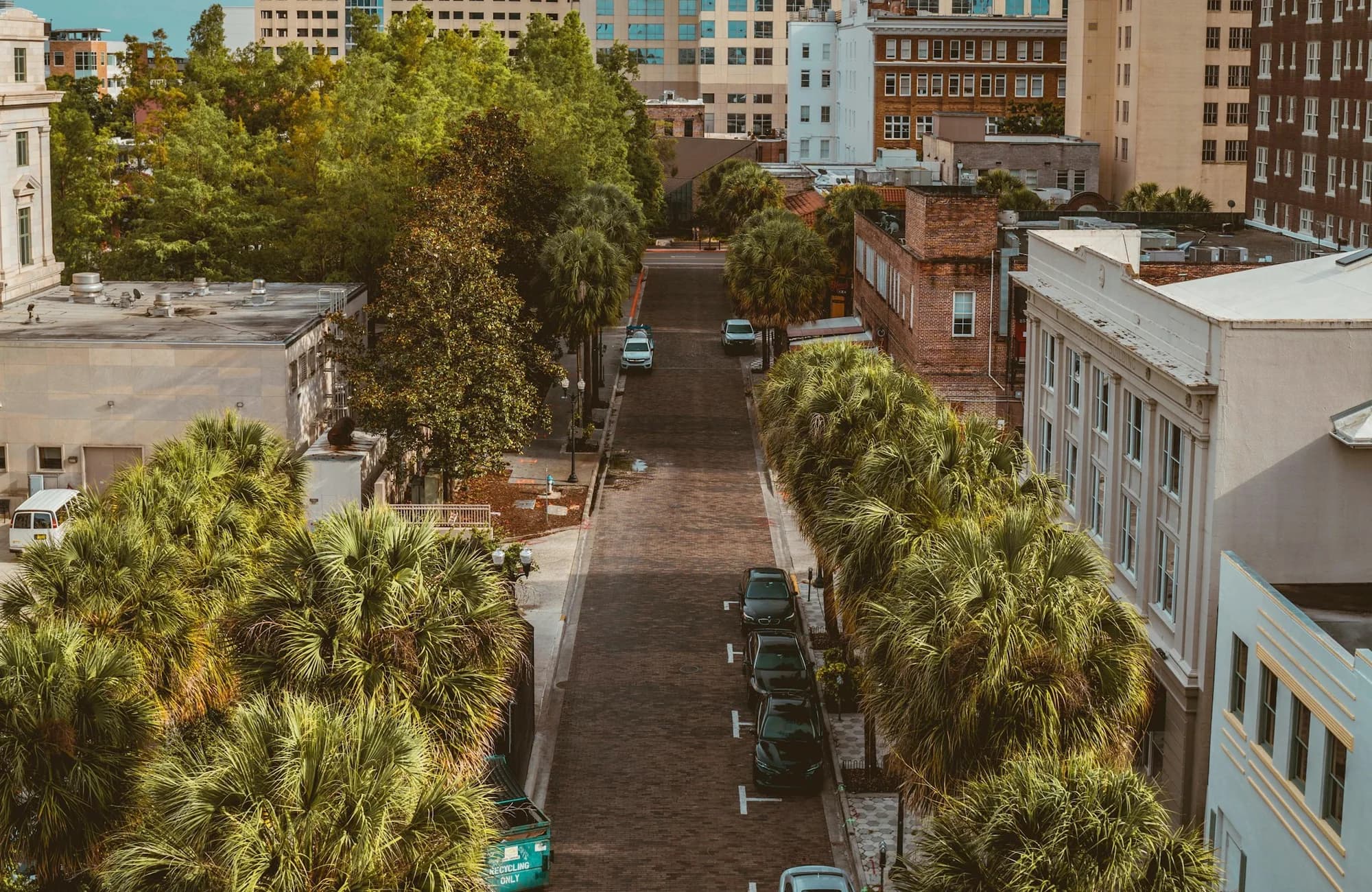 Downtown Orlando buildings and city streets in daylight.